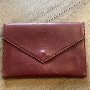 Elegant Burgundy Leather Clutch